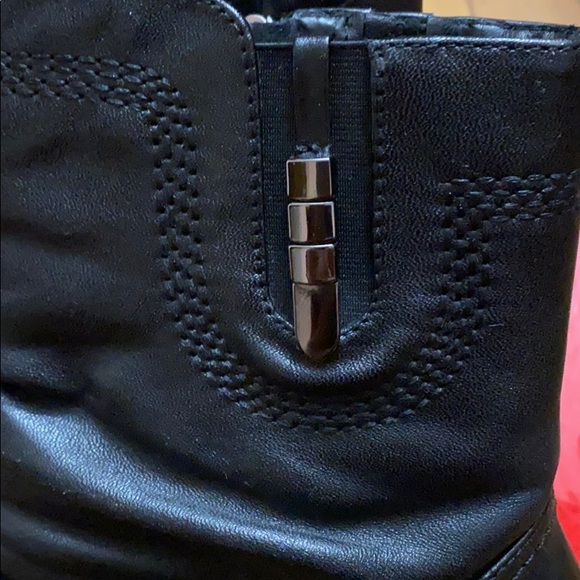 Black Leather boots - Picture 3 of 6